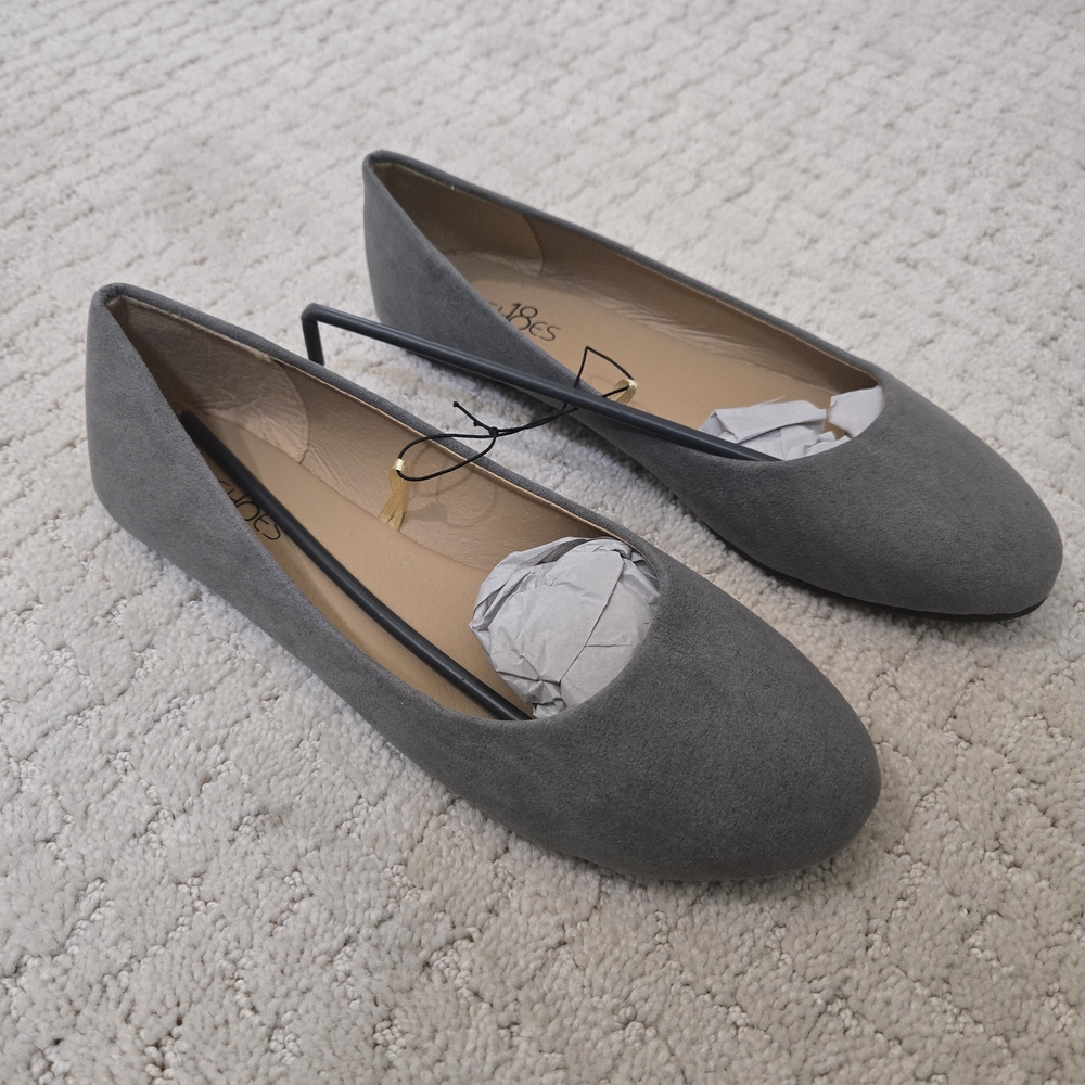 Womrn's Grey Ballerina Flats